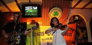 Giliann Gonzalez Irish fiddle player