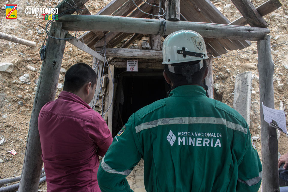 Illegal mining Colombia