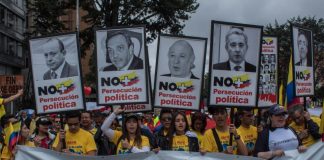 anti-corruption protests, Uribe anti-corruption march