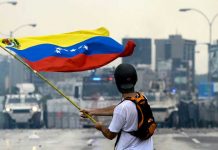 Venezuela crisis, Venezuela Colombia