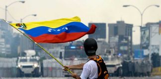 Venezuela crisis, Venezuela Colombia