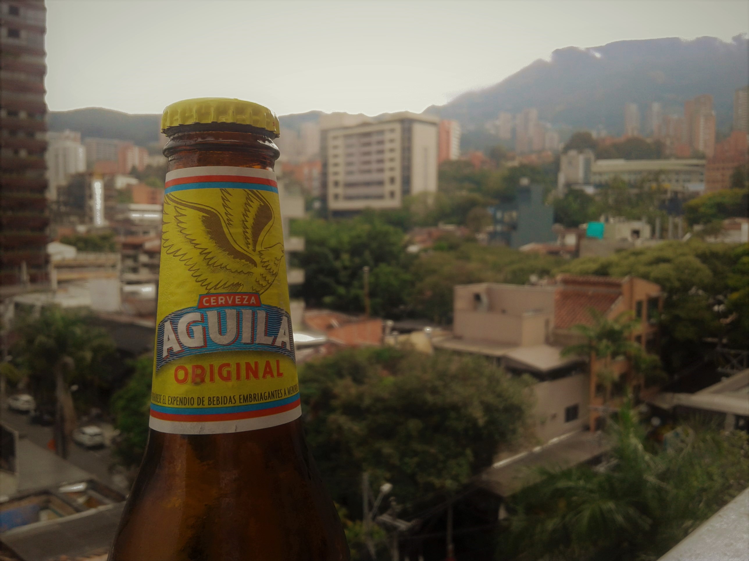 Cerveza Águila's price lowered. What's behind this decision?