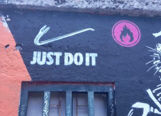 Graffiti by Erre in Bogotá, colombia