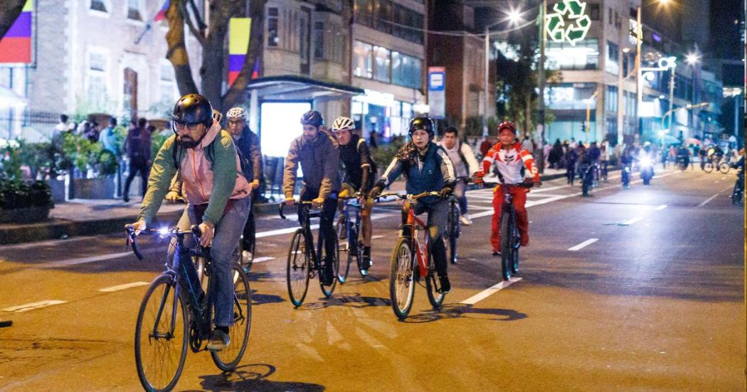 The Ciclovía Nocturna is a rolo tradition. Photo courtesy of IDRD.